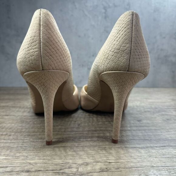 Vince Camuto~Women’s~”Airmosah”~ Beige Heels Stiletto Pump~Size 10 - Picture 4 of 10